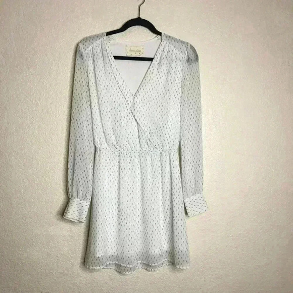 Coincidence & Chance Arrow Print Mini White Dress - Picture 1 of 10